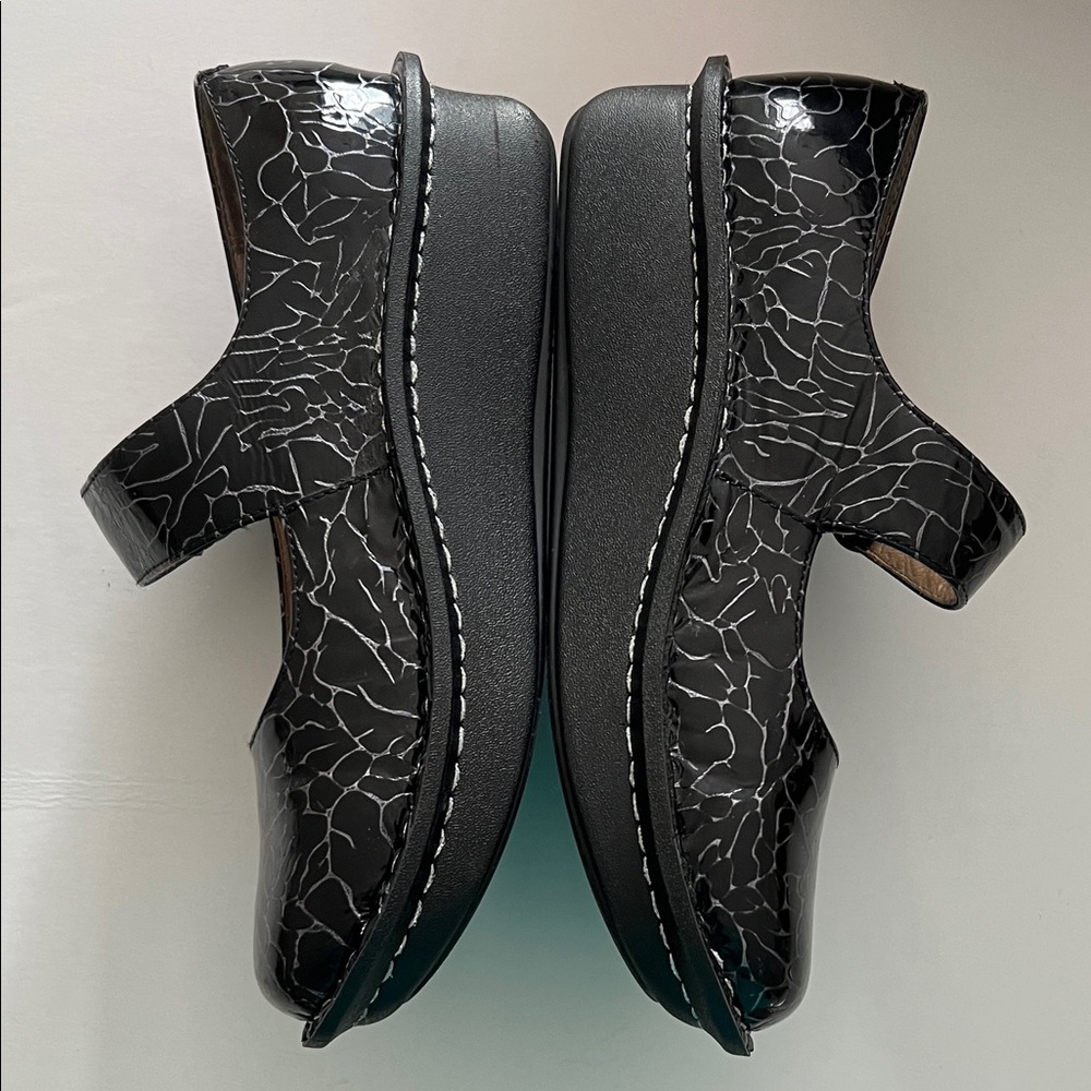 Alegria Black Etched Paloma Mary Jane Shoes Size 38 - Picture 3 of 16